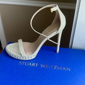 BRAND new Stuart Weitzman heels